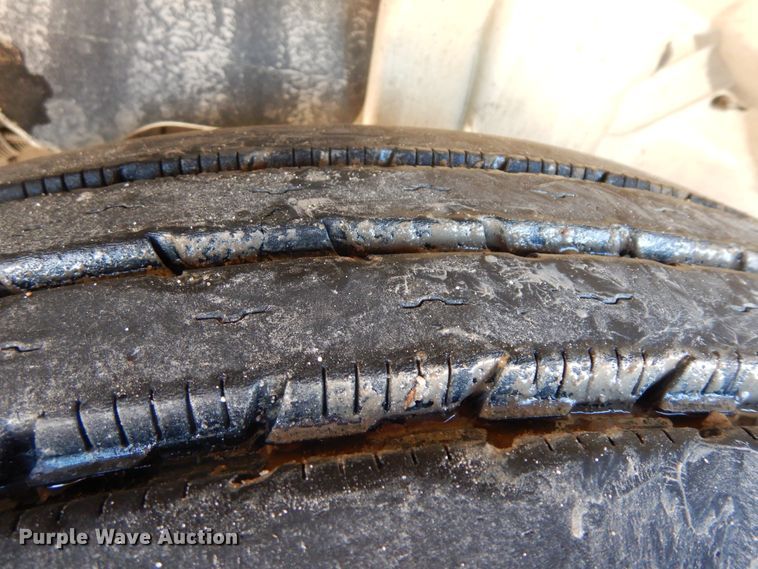 image for item DF6622 2007 International 4300 bucket truck