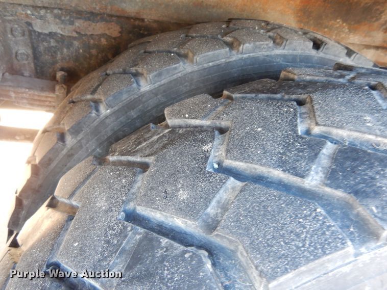 image for item DF6622 2007 International 4300 bucket truck