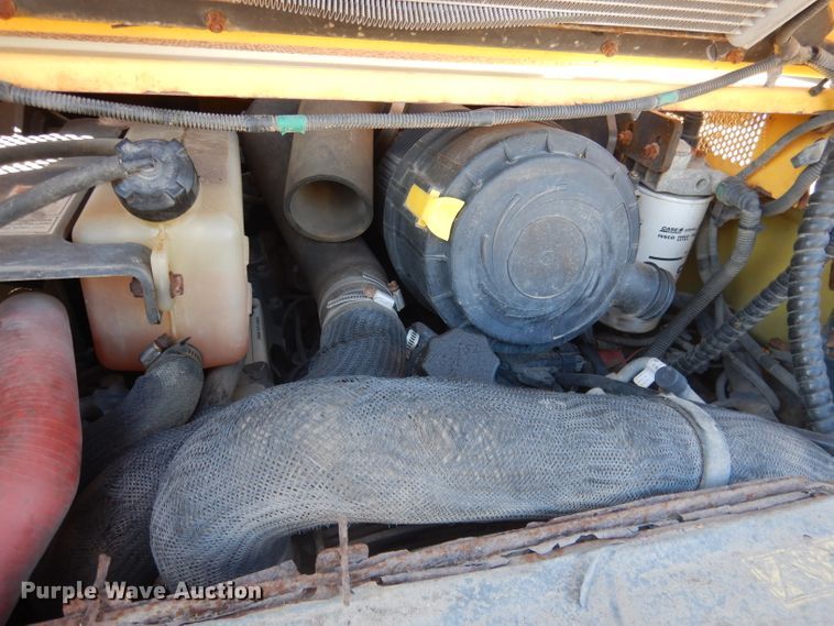 image for item DG5893 2013 New Holland L230 skid steer