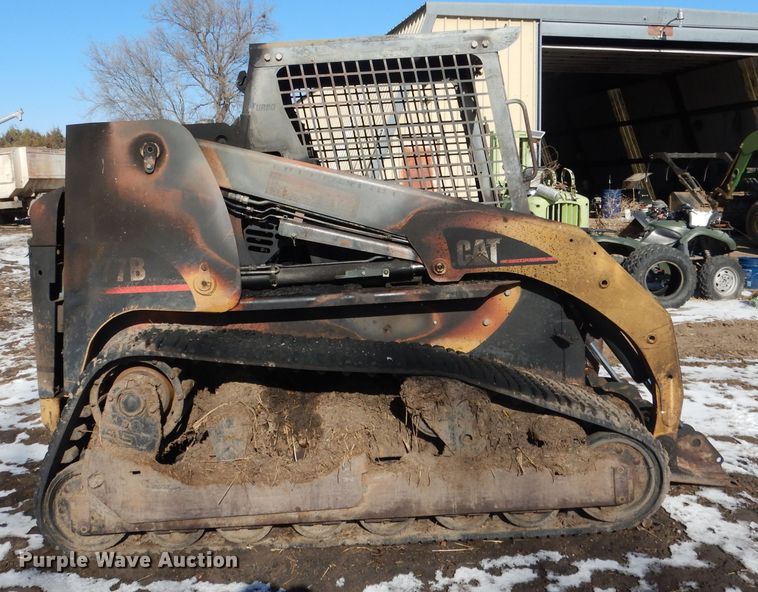 image for item DG5894 2004 Caterpillar 277B skid steer