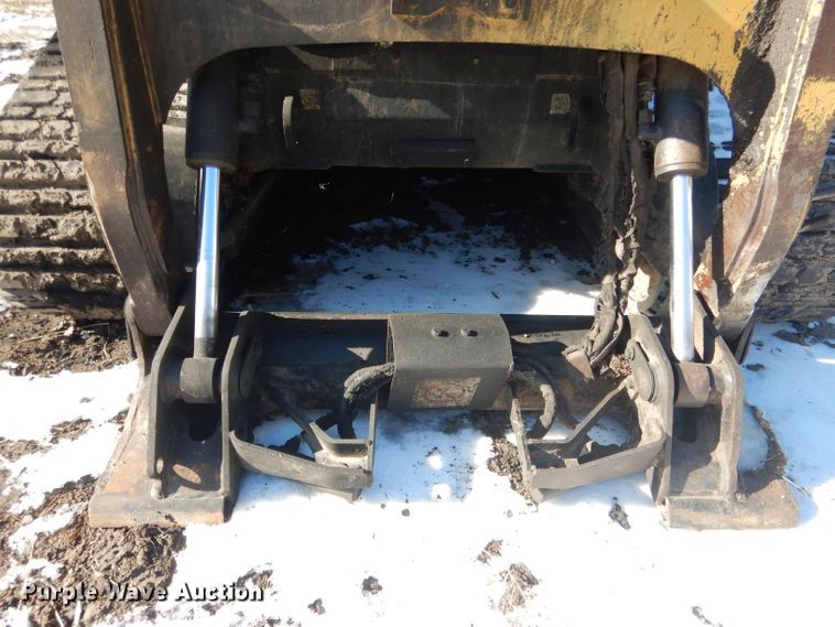 image for item DG5894 2004 Caterpillar 277B skid steer