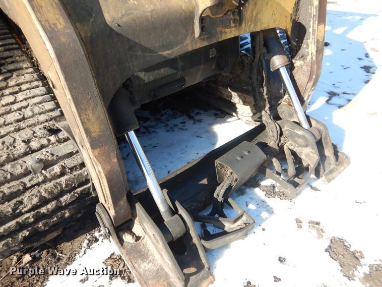 image for item DG5894 2004 Caterpillar 277B skid steer