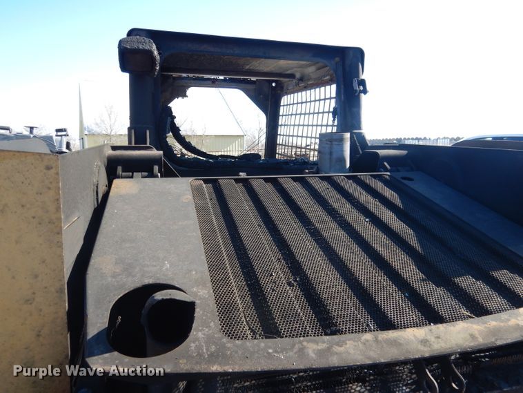 image for item DG5894 2004 Caterpillar 277B skid steer