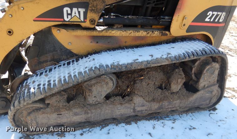 image for item DG5894 2004 Caterpillar 277B skid steer