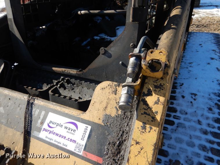 image for item DG5894 2004 Caterpillar 277B skid steer