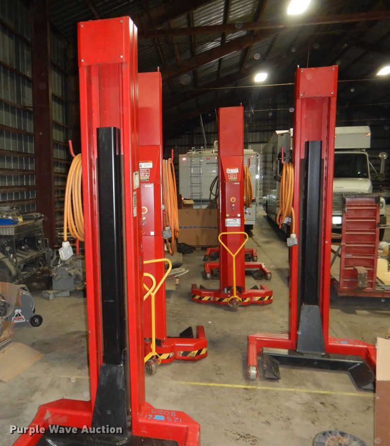 image for item DG5896 Wheel engaging high capacity wheel lift