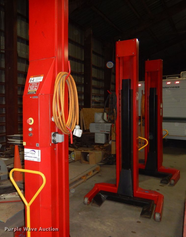 image for item DG5896 Wheel engaging high capacity wheel lift