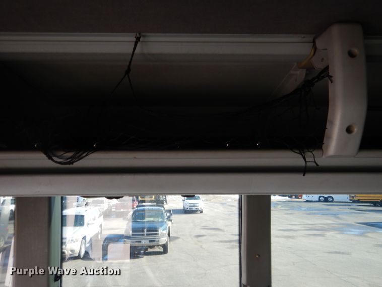 image for item DG5899 1998 Prevost coach bus