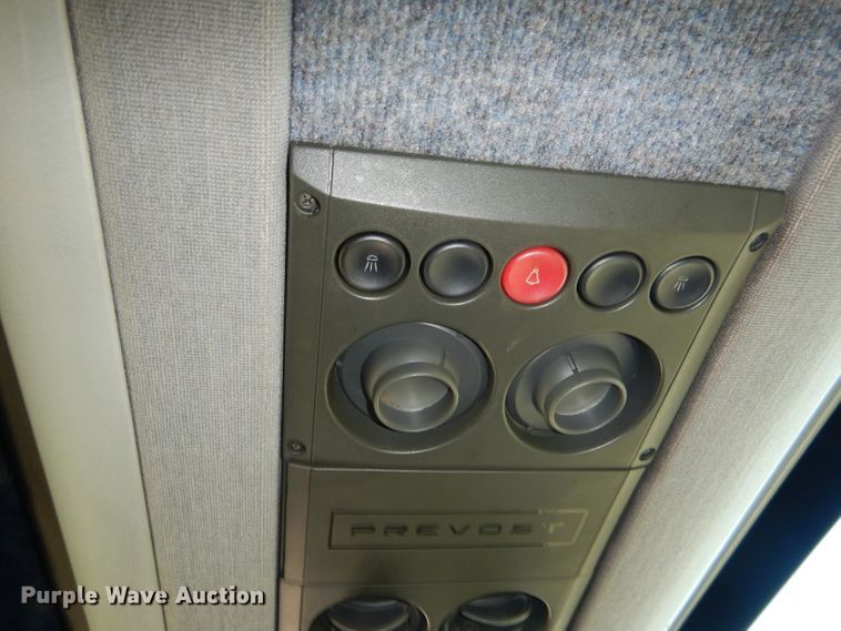 image for item DG5899 1998 Prevost coach bus