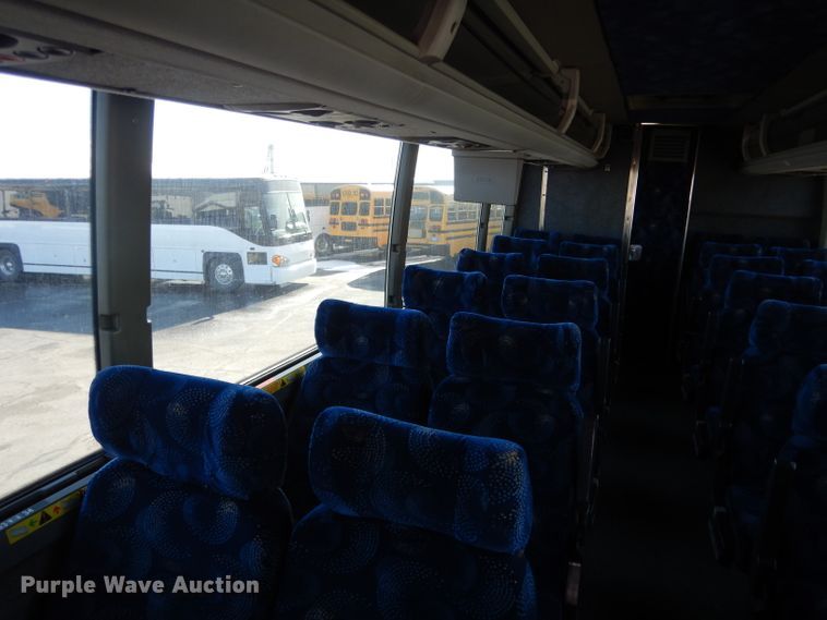 image for item DG5899 1998 Prevost coach bus