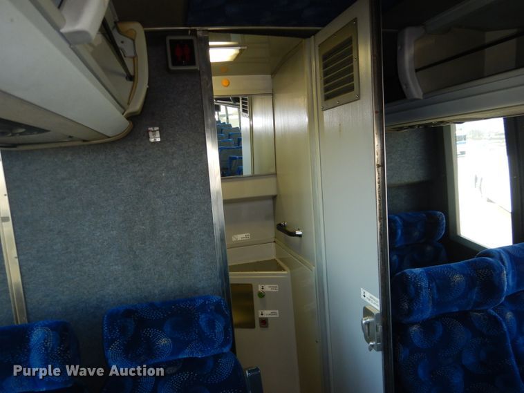 image for item DG5899 1998 Prevost coach bus