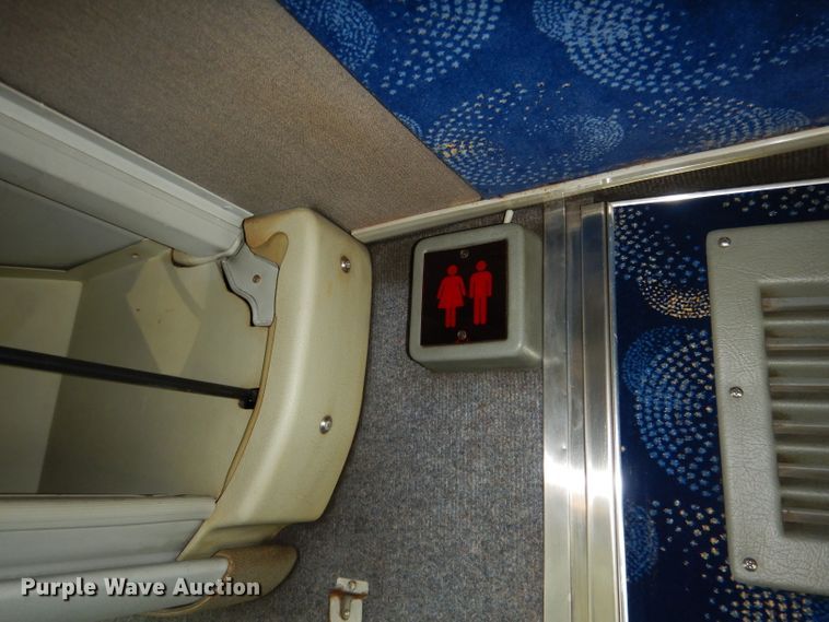 image for item DG5899 1998 Prevost coach bus