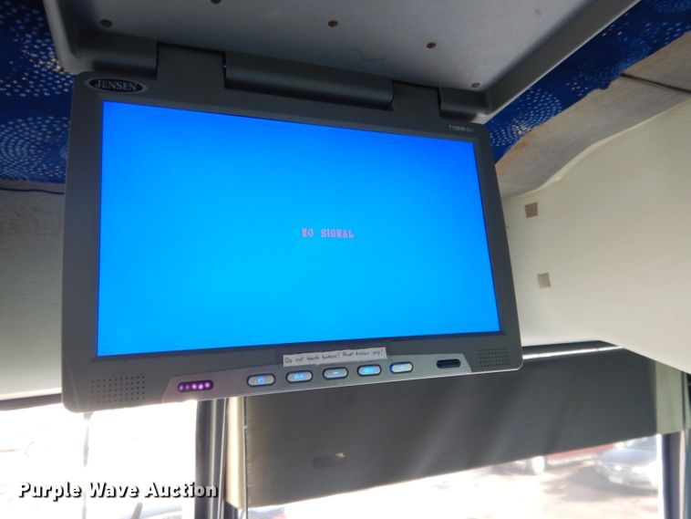 image for item DG5899 1998 Prevost coach bus