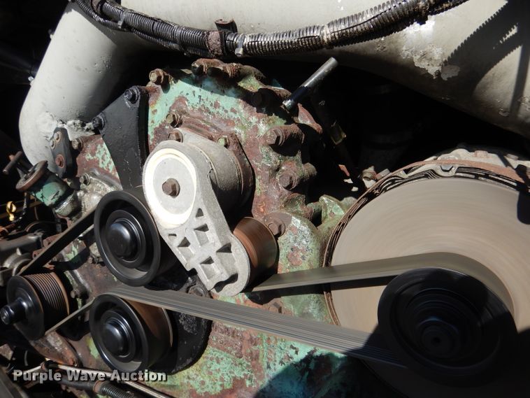 image for item DG5899 1998 Prevost coach bus