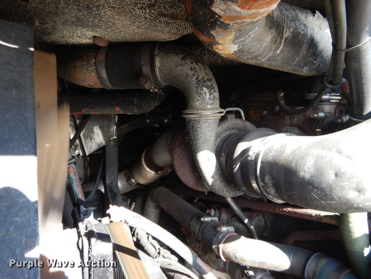 image for item DG5899 1998 Prevost coach bus