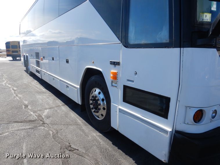 image for item DG5899 1998 Prevost coach bus