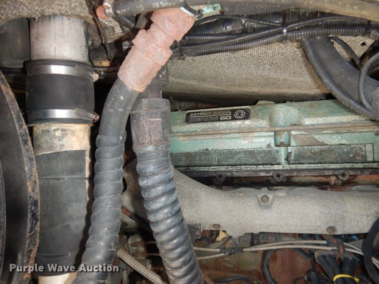 image for item DG5899 1998 Prevost coach bus