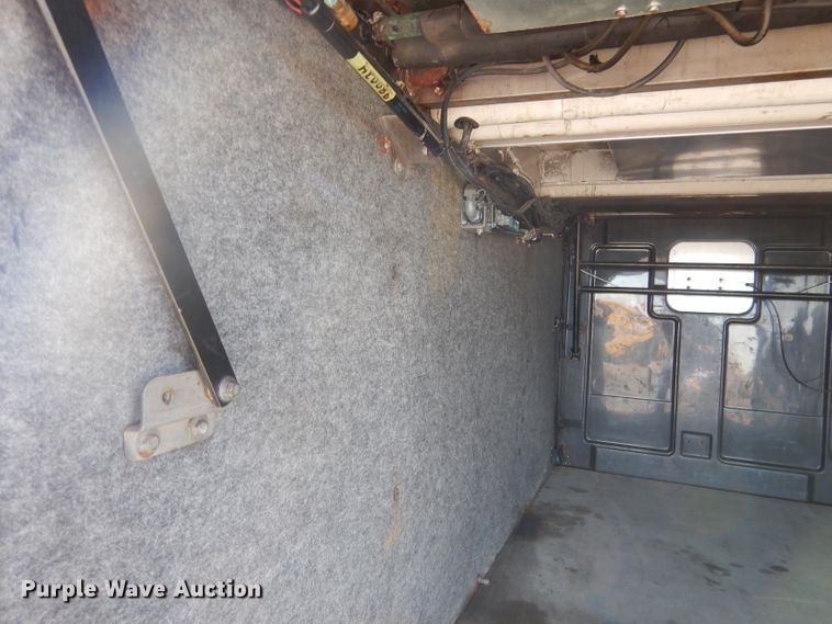 image for item DG5899 1998 Prevost coach bus