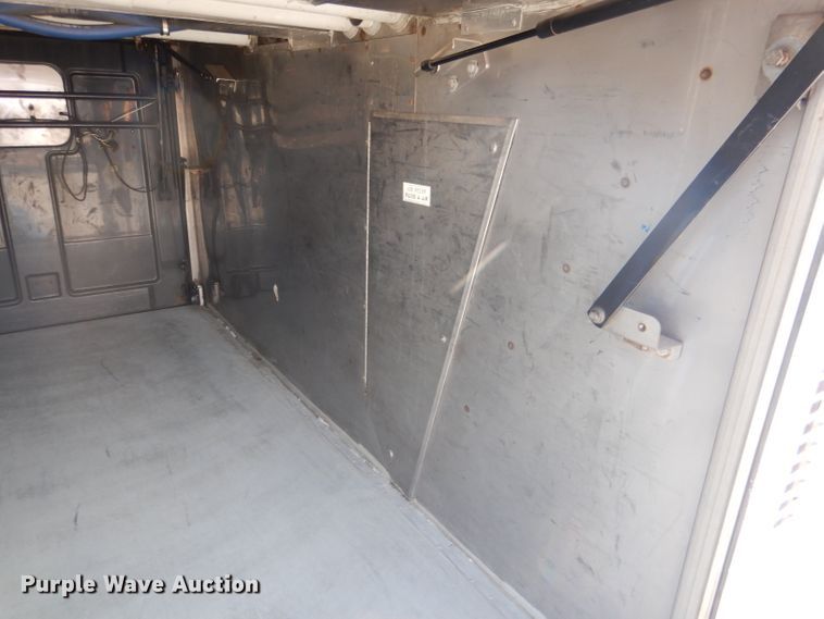 image for item DG5899 1998 Prevost coach bus