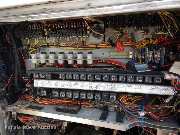 image for item DG5899 1998 Prevost coach bus