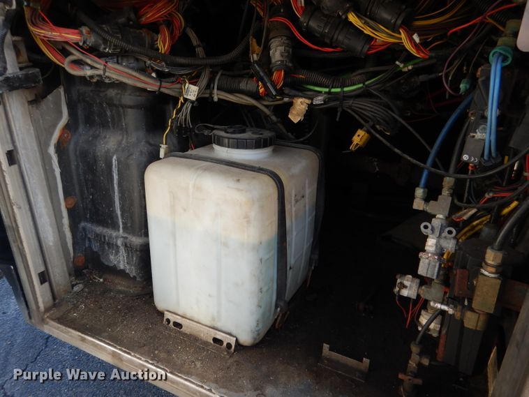 image for item DG5899 1998 Prevost coach bus