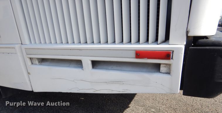 image for item DG5899 1998 Prevost coach bus