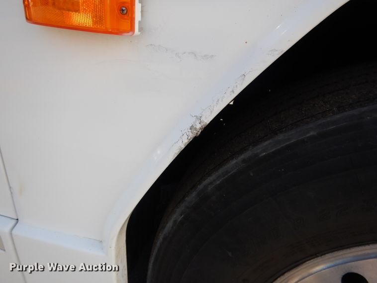 image for item DG5899 1998 Prevost coach bus