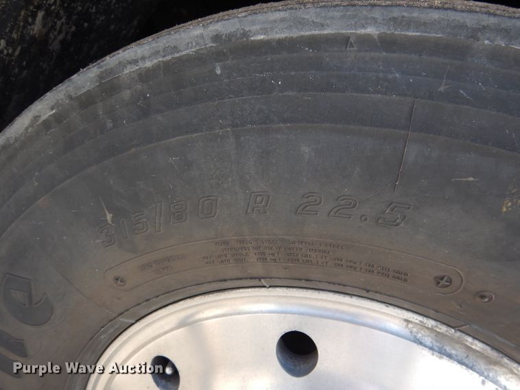 image for item DG5899 1998 Prevost coach bus