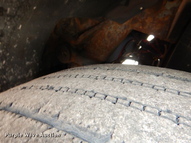 image for item DG5899 1998 Prevost coach bus