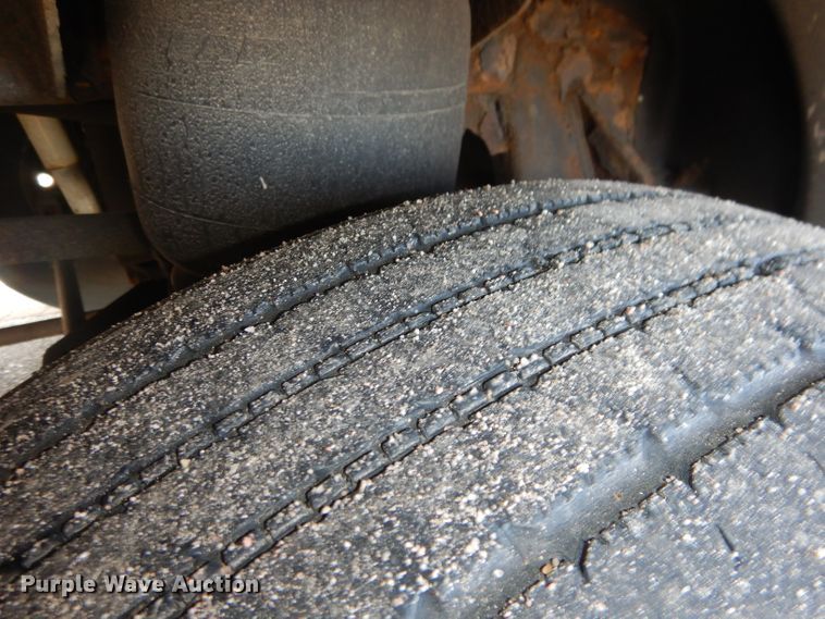 image for item DG5899 1998 Prevost coach bus