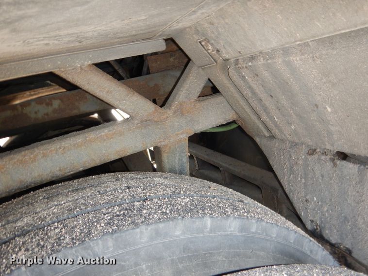 image for item DG5899 1998 Prevost coach bus