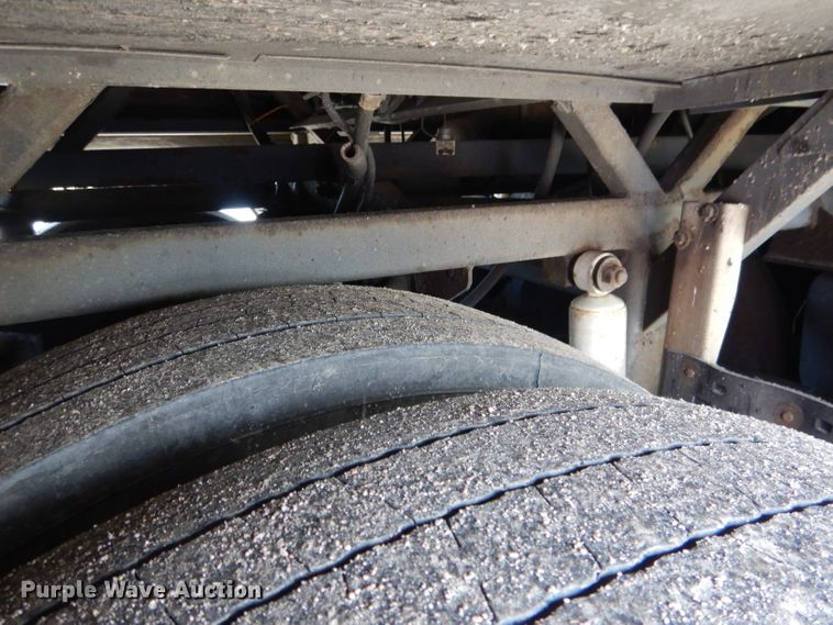 image for item DG5899 1998 Prevost coach bus