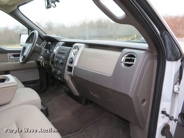 image for item DH1722 2010 Ford F150 XLT SuperCrew pickup truck