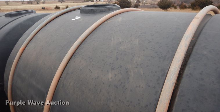 image for item DH3692 Poly tank