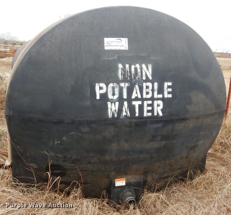 image for item DH3692 Poly tank