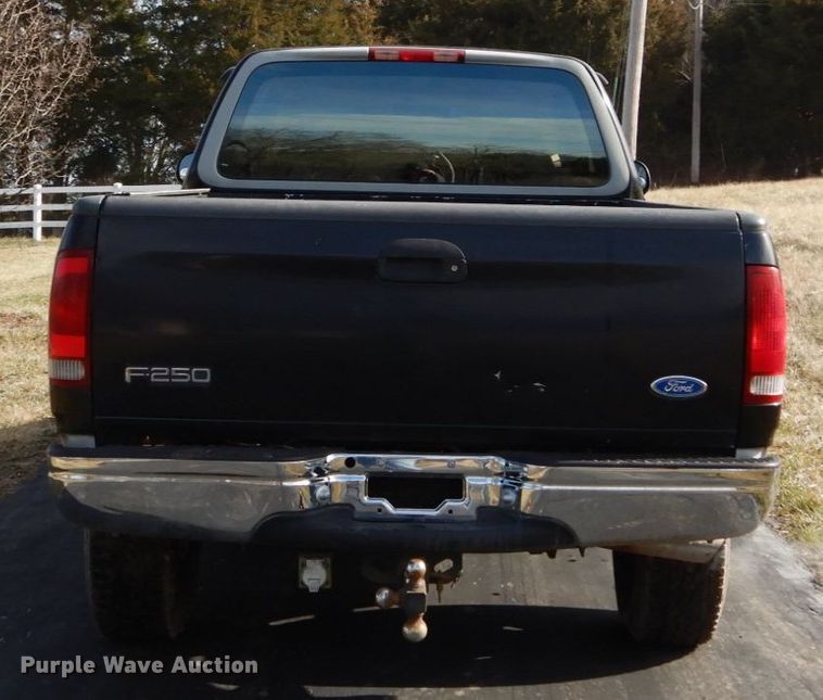 image for item DH5076 1997 Ford F250 SuperCab pickup truck
