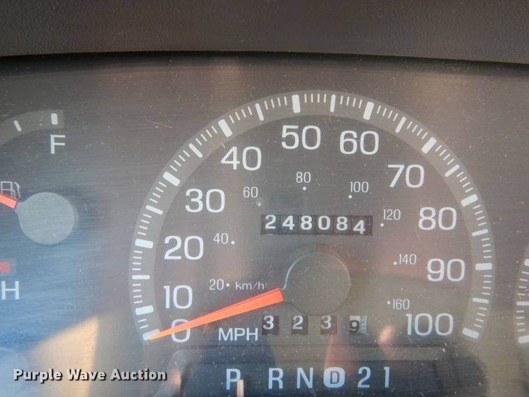 image for item DH5076 1997 Ford F250 SuperCab pickup truck