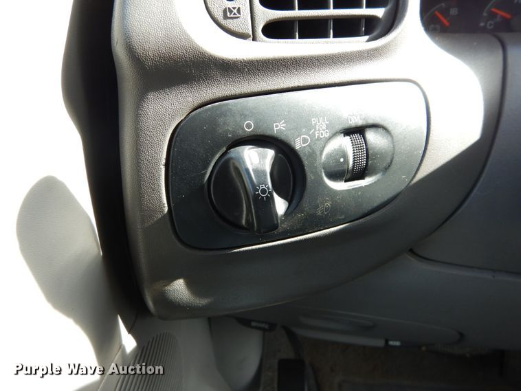 image for item DH5076 1997 Ford F250 SuperCab pickup truck