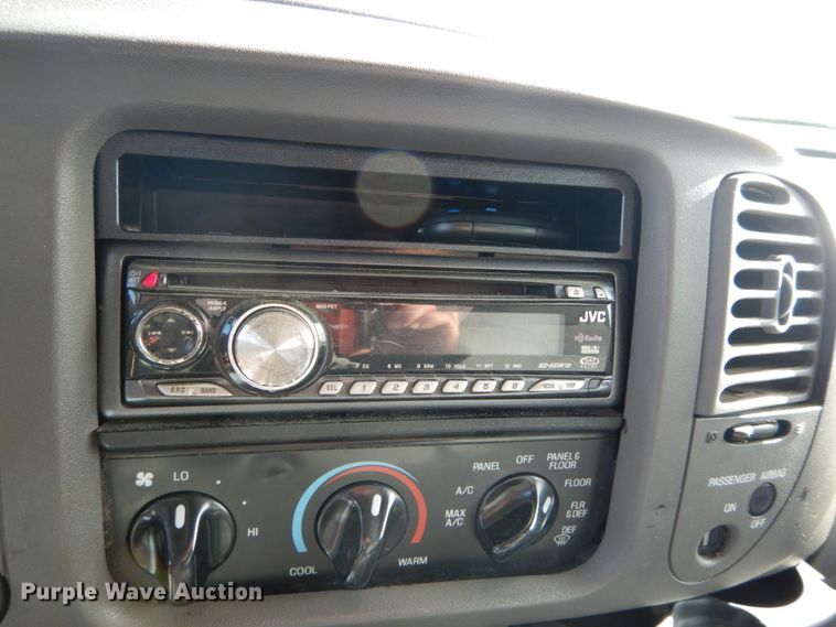 image for item DH5076 1997 Ford F250 SuperCab pickup truck