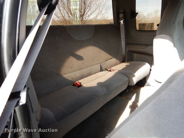 image for item DH5076 1997 Ford F250 SuperCab pickup truck