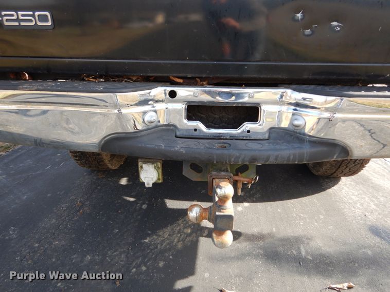 image for item DH5076 1997 Ford F250 SuperCab pickup truck