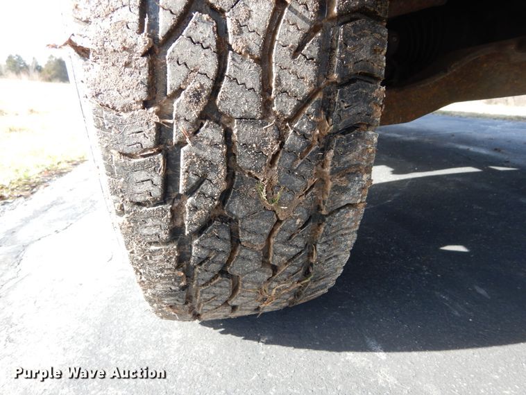 image for item DH5076 1997 Ford F250 SuperCab pickup truck