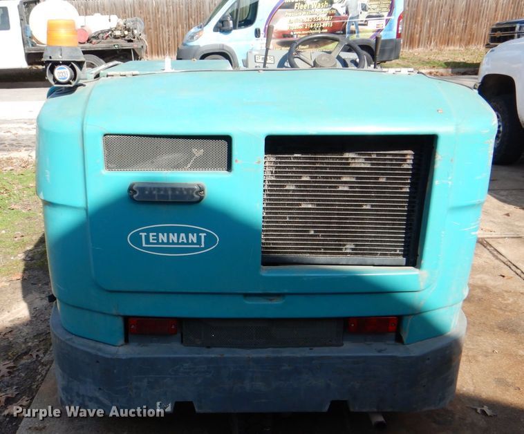 image for item DH5305 2009 Tennant S30 sweeper