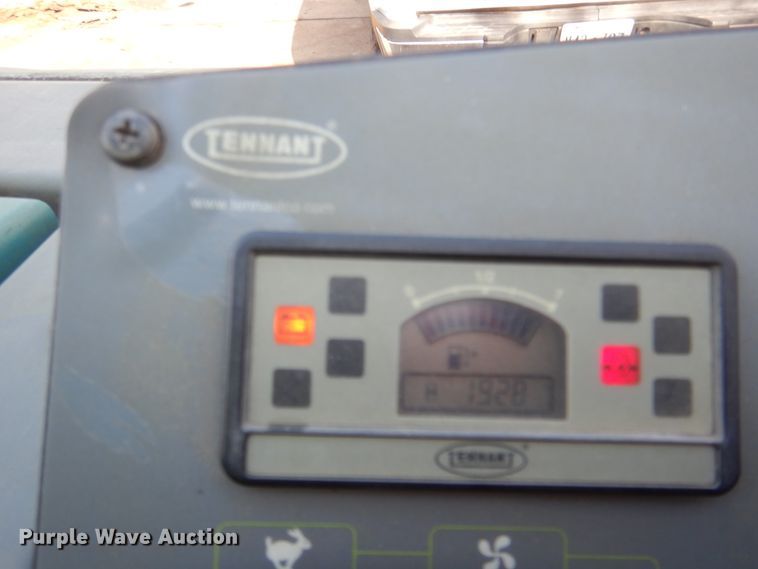 image for item DH5305 2009 Tennant S30 sweeper