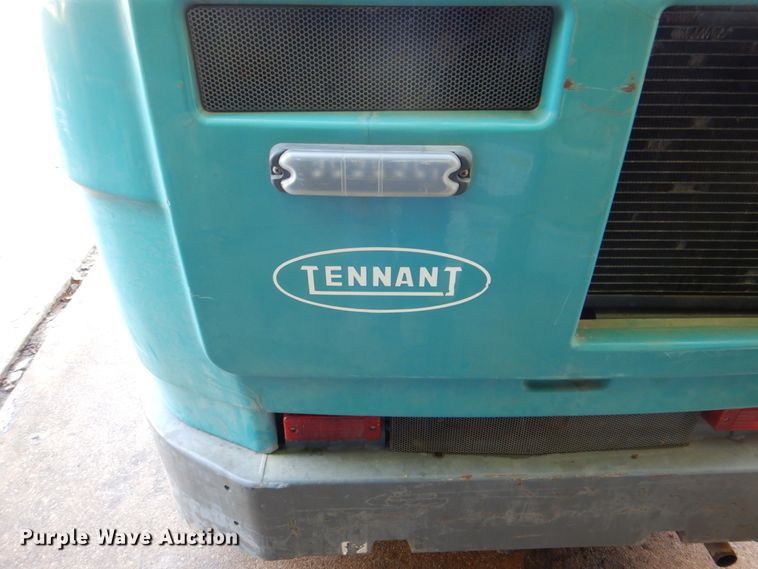 image for item DH5305 2009 Tennant S30 sweeper