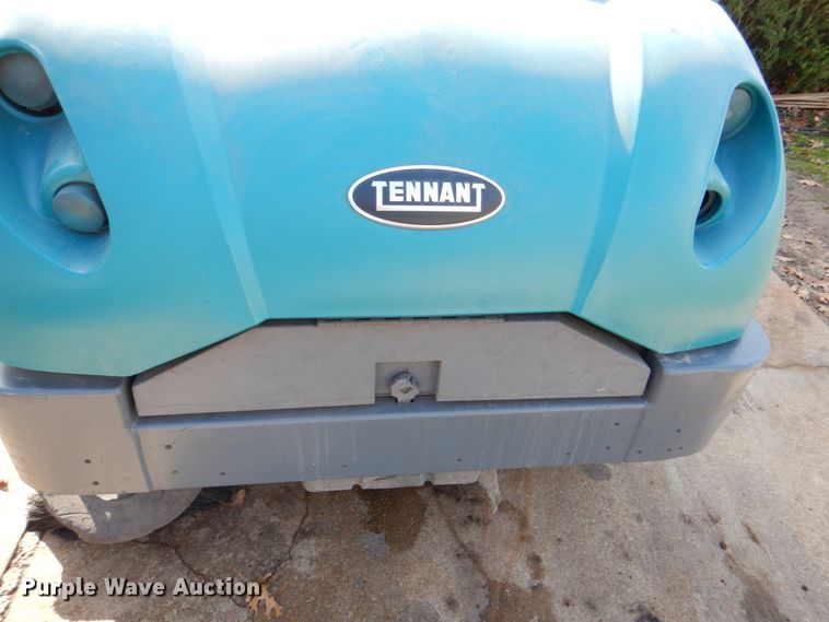image for item DH5306 2013 Tennant S30 sweeper