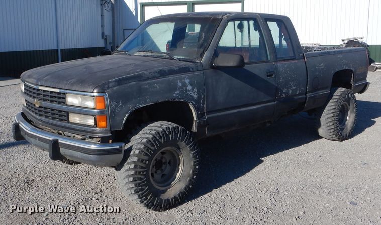 image for item DH6258 1991 Chevrolet K1500 Ext. Cab pickup truck