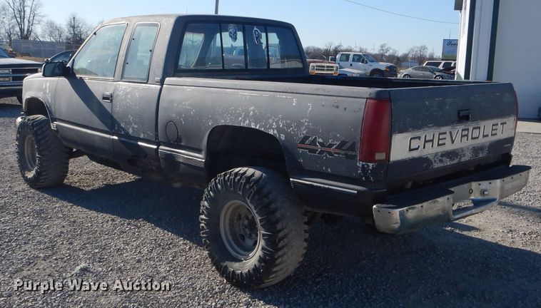 image for item DH6258 1991 Chevrolet K1500 Ext. Cab pickup truck