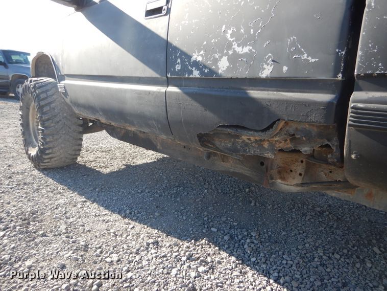 image for item DH6258 1991 Chevrolet K1500 Ext. Cab pickup truck