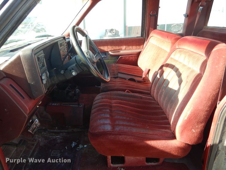 image for item DH6258 1991 Chevrolet K1500 Ext. Cab pickup truck